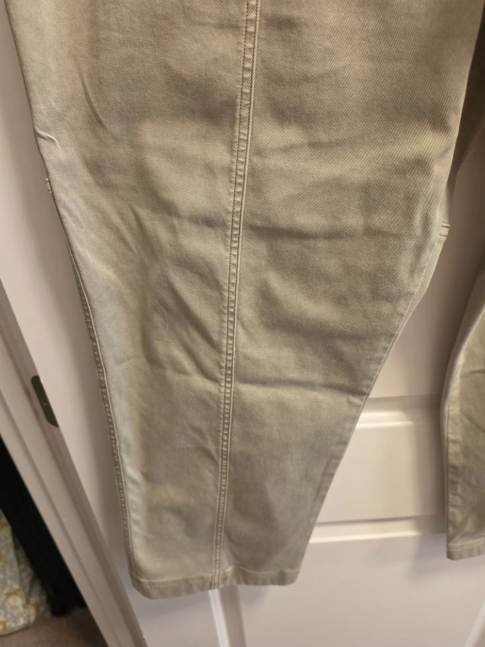 NWOT SPANX stretch twill straight leg pants in Sage - Picture 10 of 10